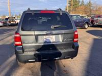 2009 Ford Escape Hybrid with front-wheel drive. 2.5L four-cylinder eng clackamas county - Image 6
