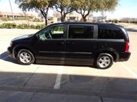 DODGE GRAND CARAVAN SXT MOBILITY HANDICAPPED WHEELCHAIR POWER RAMP VAN Irving, TX - Image 6