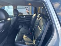 2014 Nissan Pathfinder S 4WD Camden, NJ - Image 9