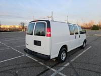 2019 Chevrolet Express 2500 ONLY 121k mil - Image 7