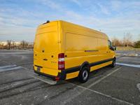 2014 Freightliner-Mercedes Sprinter 170wb ONLY 163k mil - Image 7