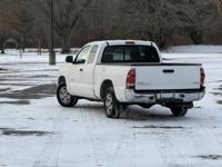 2006 TOYOTA TACOMA - LOW MILES Gary - Image 9