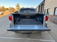 2010 Toyota Tundra Double Cab AWD Truck Edmond @ Legacy Auto - Image 10