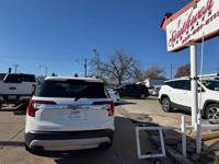 2020 GMC Acadia SLT 4x4 4dr SUV - Home of the ZERO Down ZERO Interest! + SOUTHWEST CAR SALES - Image 5