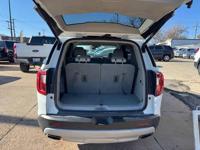2020 GMC Acadia SLT 4x4 4dr SUV - Home of the ZERO Down ZERO Interest! + SOUTHWEST CAR SALES - Image 7