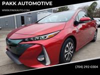 2017 Toyota Prius Prime Advanced 4dr Hatchback - Image 2