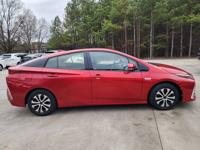 2017 Toyota Prius Prime Advanced 4dr Hatchback - Image 8