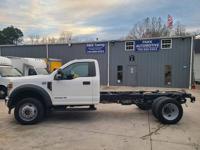 2020 Ford F-550 Super Duty 4X4 2dr Regular Cab 145.3 205.3 in. WB - Image 4