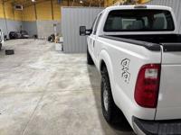 2014 Ford F-250 Super Duty 4x4 Crew Cab XL Mid TN - Image 8