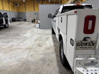 2018 Ford F-250 4x4 Crew Cab XL Utility Bed Mid TN - Image 8