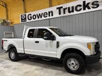 2017 Ford F250 XL Extended Cab 4wd Super Duty Mid TN - Image 2