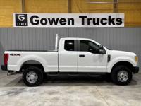 2017 Ford F250 XL Extended Cab 4wd Super Duty Mid TN - Image 4