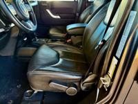 2017 Jeep Wrangler Unlimited Rubicon 4 X 4 - 70K - accident-free‼️ Norman - Image 9