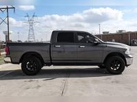 2017 RAM 1500 Lone Star 4x4 Crew Cab 57 Box - Image 9