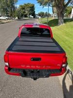 2017 Toyota Tacoma TRD Sport Crew Cab!! Low miles/ Warranty Included Phoenix - Image 6