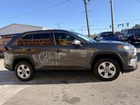 2020 TOYOTA RAV4 **BEST CASH DEAL ON MARKET * CALL US TODAY! city of atlanta - Image 9