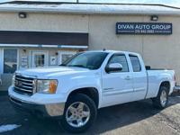 2010 GMC SIERRA 1500 SLE / 4x4 **RUNNING BOARDS**STRONG ENGINE FEASTERVILLE