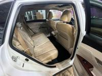 2009 Toyota Venza Awd Only 108k amazing suv Elmhurst - Image 10