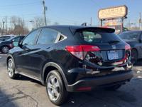 2018 HONDA HRV AWD ONE OWNER GREAT ON GAS RUNS GREAT FINANCE WARRANTY FEASTERVILLE - Image 5