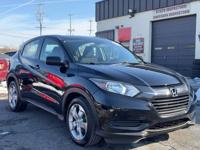 2018 HONDA HRV AWD ONE OWNER GREAT ON GAS RUNS GREAT FINANCE WARRANTY FEASTERVILLE - Image 9