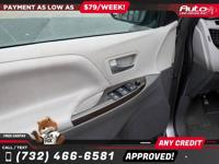 2020 Toyota Sienna XLE Auto Access Seat7 Passenger Seat 7 Passenger Sea All advertised prices are DOWN PAYMENTS - Image 10