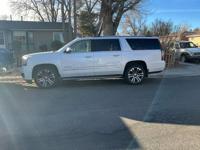 2017 GMC Yukon XL - Financing Available!
