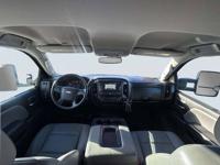 2018 Chevrolet Silverado 2500HD WT _Chevrolet_ _Silverado 2500HD_ _Truck_ - Image 9