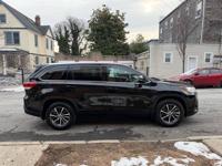 2019 Toyota Highlander XLE AWD Staten Island NY - Image 7