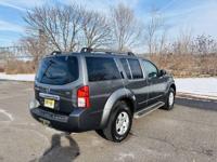 2008 Nissan Pathfinder LE 4x4 Runs Drives looks Great motorhubnj.com - Image 5