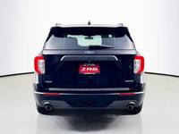 2023 Ford Explorer XLT _Ford_ _Explorer_ _SUV_ - Image 5