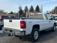 2011 CHEVROLET SILVERADO 3500HD LT**CLEAN CARFAX**4x4 WE FINANCE FEASTERVILLE - Image 7