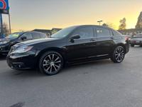 2013 Chrysler 200 S Sedan / Automatic/ Heated Leather/ ONLY 98K Miles Salem/1477 Hawthorne Ave NE