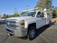 2016 Chevrolet 2500 Utility 6.0L,ladder rack, Ready! north san diego county - Image 2