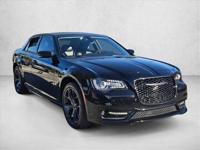 2023 Chrysler 300 Touring L AUTONATION Call (904) 329-7804 to confirm availability - January 24th - Image 4