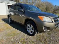 2012 Toyota RAV4 (Base) AWD 2 owners. Financing available. molalla - Image 6