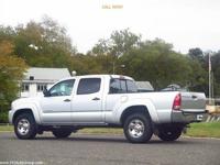 2005 Toyota Tacoma V6 4dr Double Cab 4WD East Brunswick, NJ - Image 4