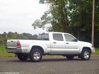 2005 Toyota Tacoma V6 4dr Double Cab 4WD East Brunswick, NJ - Image 5