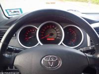 2005 Toyota Tacoma V6 4dr Double Cab 4WD East Brunswick, NJ - Image 9