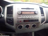 2005 Toyota Tacoma V6 4dr Double Cab 4WD East Brunswick, NJ - Image 10