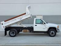 1995 GMC 3500HD 11FT Turbo Diesel Dump Truck w/60K MILES Bakersfield - Image 4