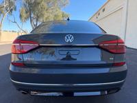2017 Volkswagen Passat 1.8T R Line 4dr Sedan 💥100% FINANCING 100%💥 - Image 5