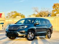 2017 Honda Pilot EX - Image 2