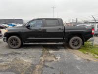 14 Toyota Tundra super crew TSS excellent condition clean title Galleria - Image 2