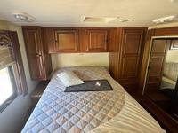 2012 COACHMEN LEPRECHAUN V10* GAS* 2 SLIDES* CLEAN CARFAX *FINANCING** PORT ST. LUCIE, FL (772) 212-3005️⃣ O.B.O - Image 6