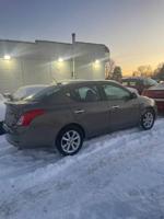 2014 nissan versa DONT MISS OUT Blue island - Image 5