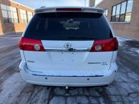2006 Toyota Sienna CE – 7 Passenger – Skokie - Image 8