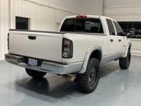 2004 Dodge Ram 2500 SLT Quad Cab 4X4 / 5.9L DIESEL / 6-SPEED MANUAL 2500 + MM Investment Cars-Gladstone / WE SHIP NATIONWIDE - Image 9