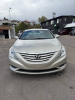 2011 hyundai sanata 117k graet condition , Denver - Image 4