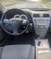 SILVER TOYOTA CAMRY SE -TOYOTA DEALER MAINTAINED - BRAND NEW AC SYSTEM POWDER SPRINGS - Image 4