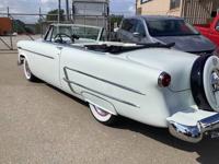 1953 FORD CRESTLINE CONVERTIBLE (58,000 MILES) CLEAN TITLE city of atlanta - Image 4